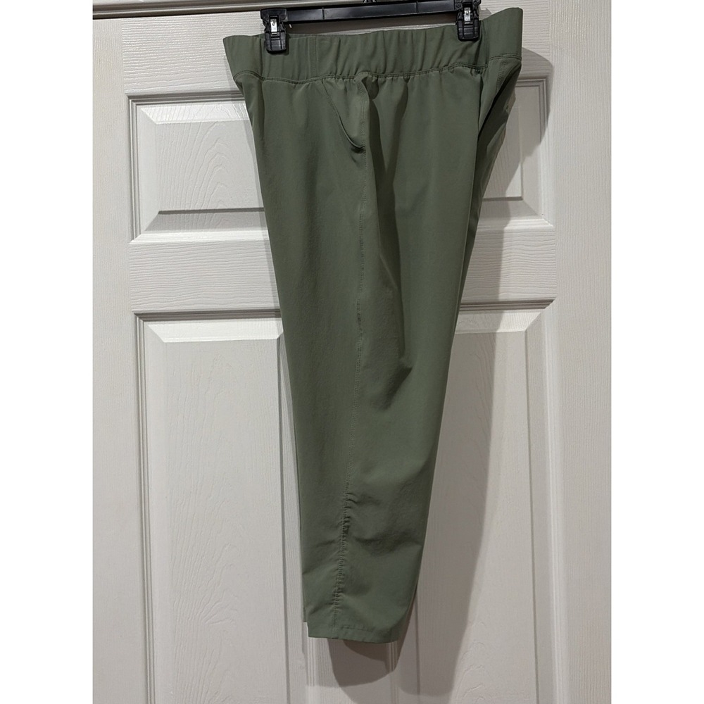 Reel Legends Capris Women Size L Green Pull On Lightweight Pockets Stretch Pants - Picture 7 of 8